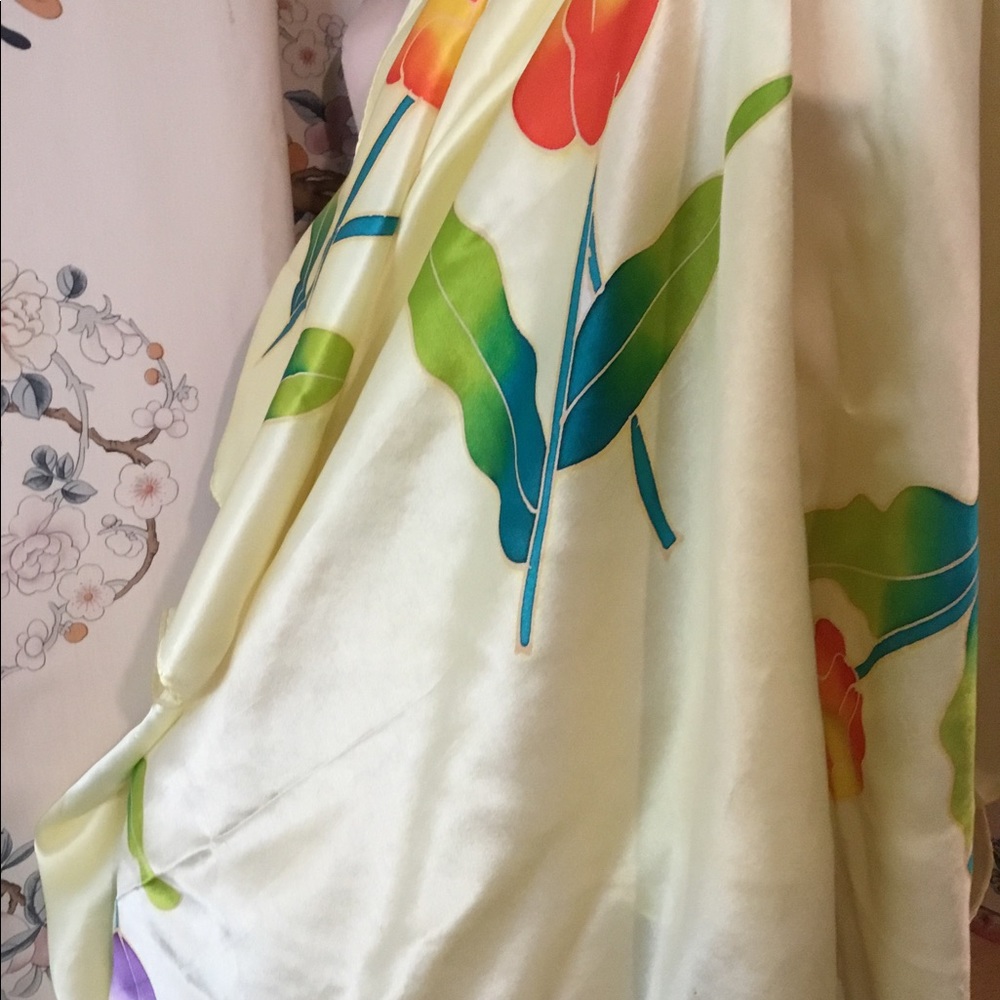 VTG Silk Tulip Scarve - Picture 3 of 6
